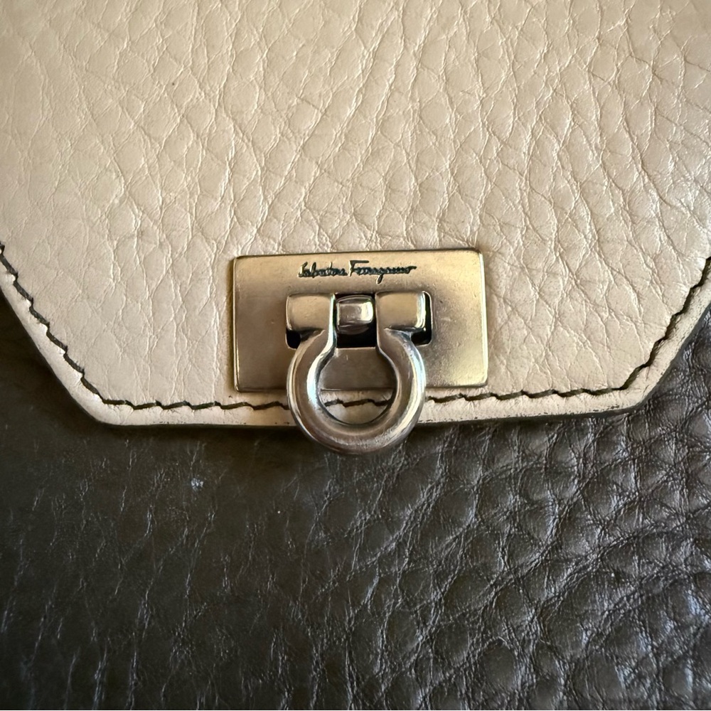 FERRAGAMO Very Dark Green Cream Metallic Gold Leather Silver Hardware Wallet